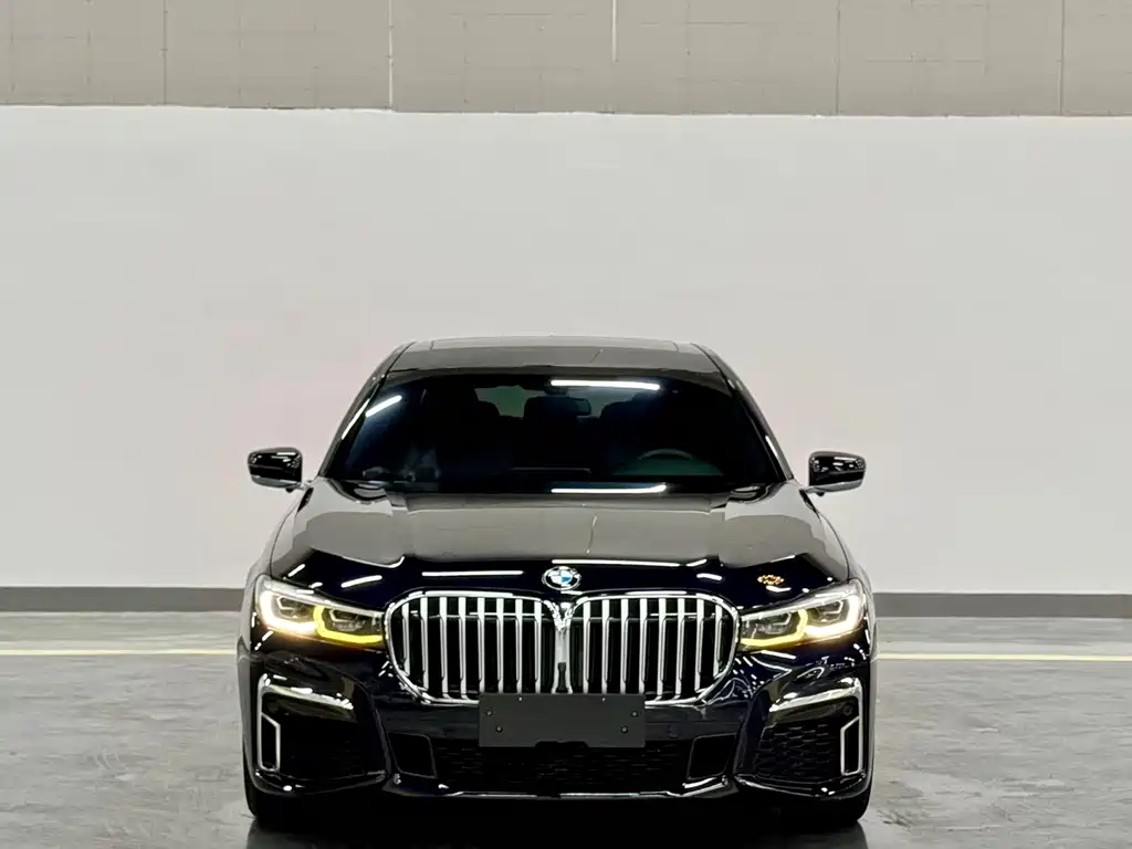 BMW 7 Series 2021 — фото 2