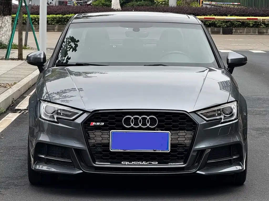 Audi A3 2018 — фото 2