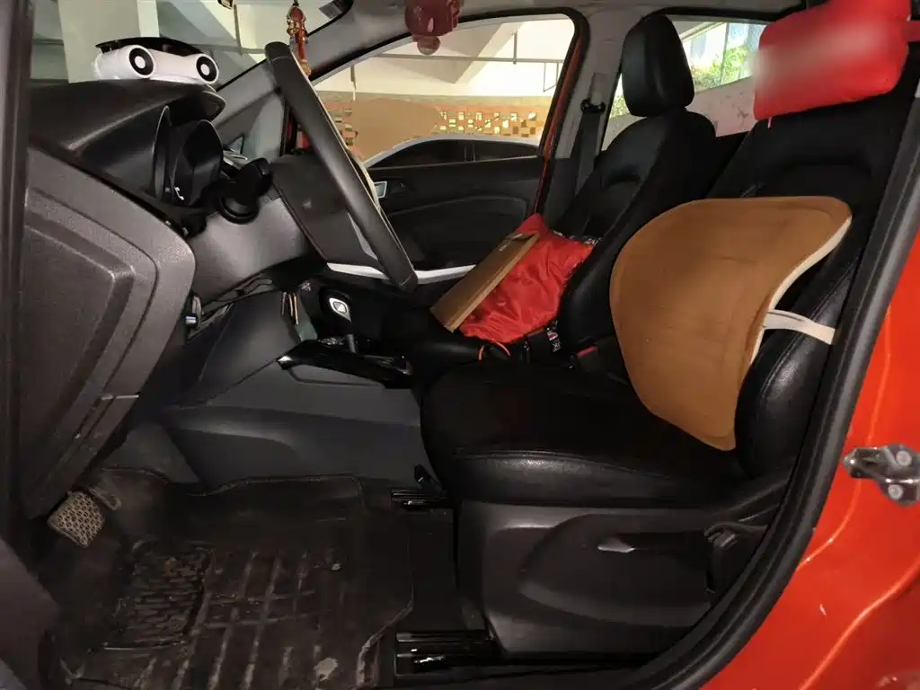 Ford Ecosport 2016 — фото 11