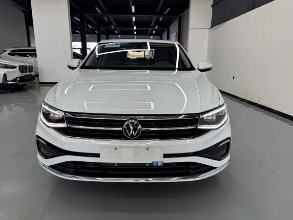 Volkswagen Bora 2023