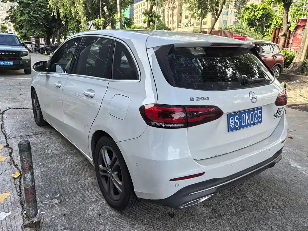 Mercedes-Benz B-Class 2020