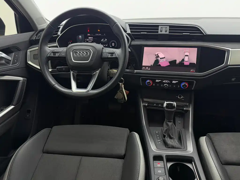 Audi Q3 2023 — фото 10