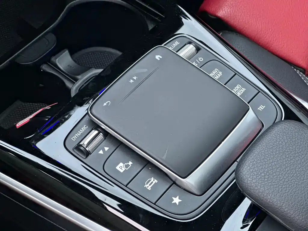 Mercedes-Benz A-Class AMG 2021 — фото 15