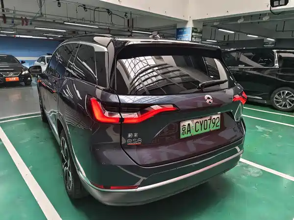 NIO ES8 2020