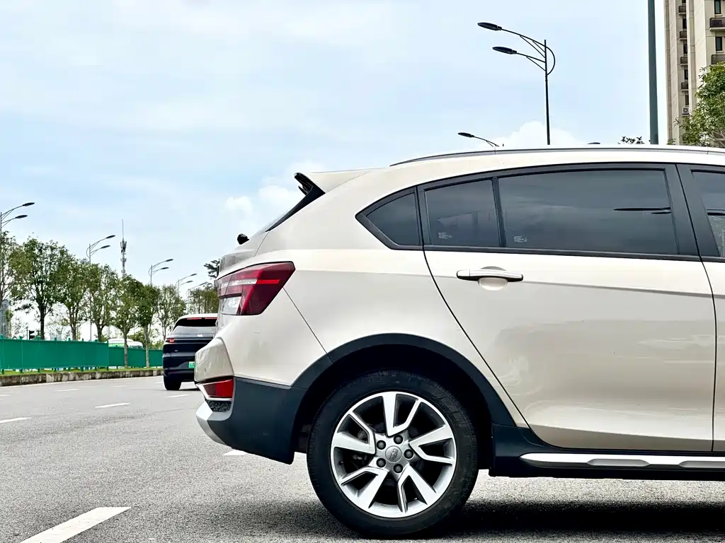 Geely Vision S1 2018 — фото 12