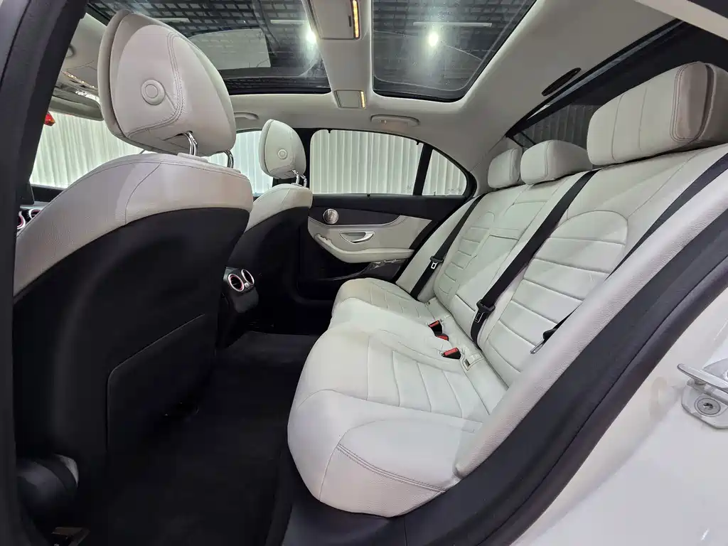 Mercedes-Benz C-Class 2015 — фото 12
