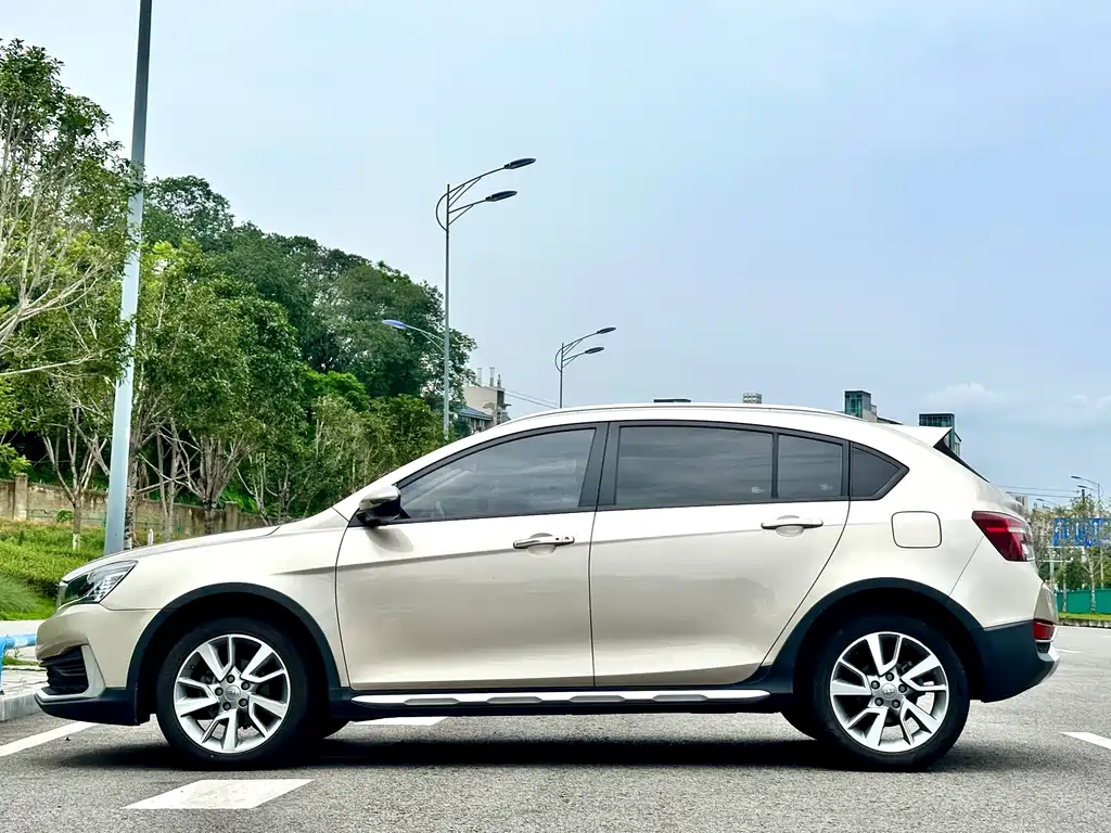 Geely Vision S1 2018 — фото 8