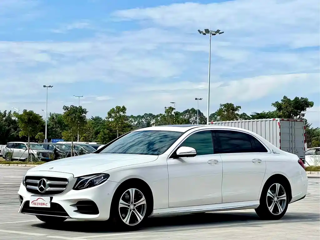 Mercedes-Benz E-Class 2017 — фото 1