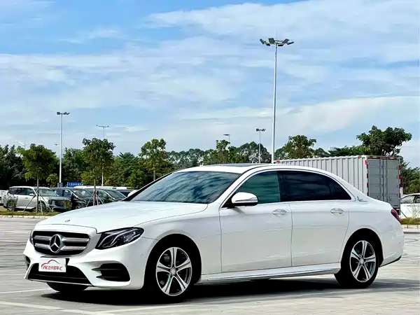 Mercedes-Benz E-Class 2017