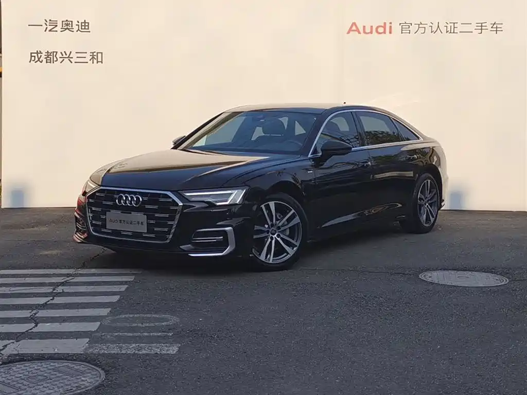 Audi A6L 2025 — фото 1