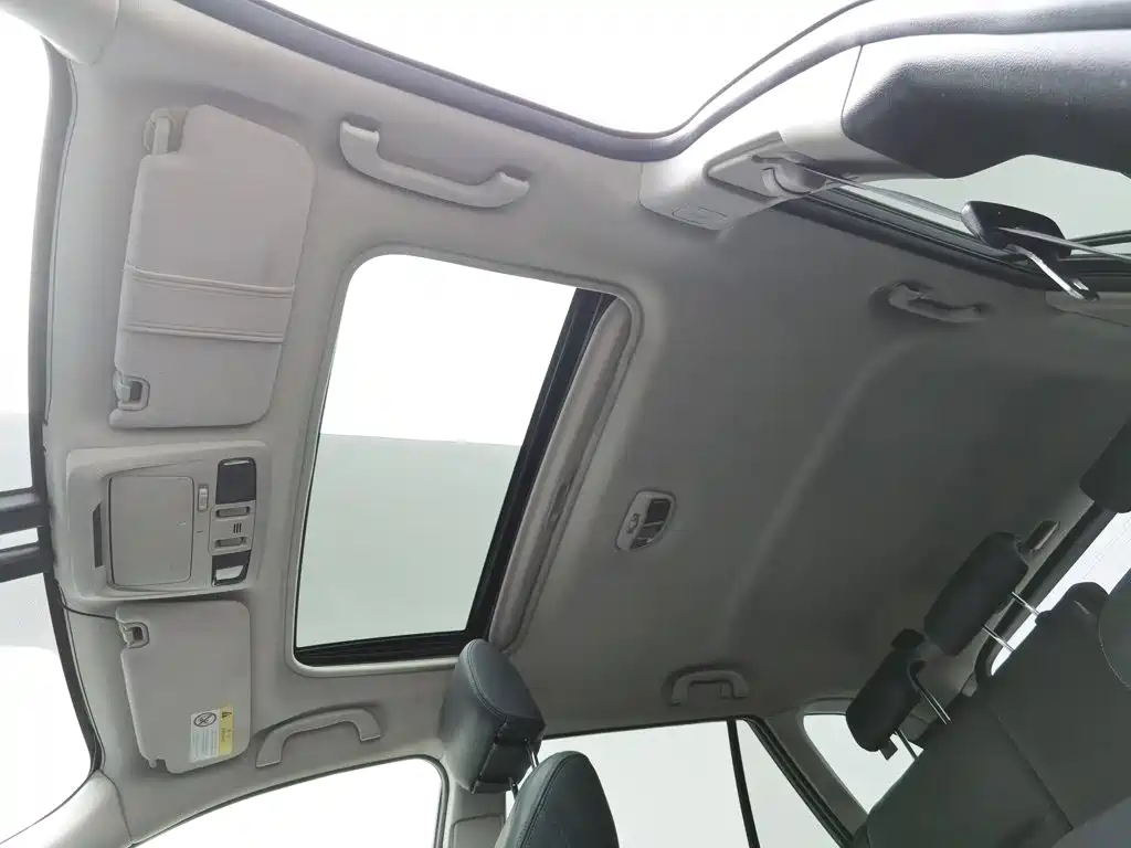 Subaru Outback 2015 — фото 14