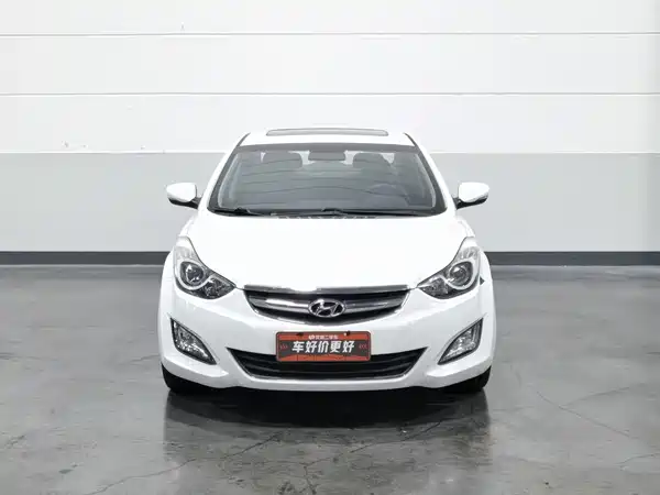 Hyundai Elantra Langdong 2015