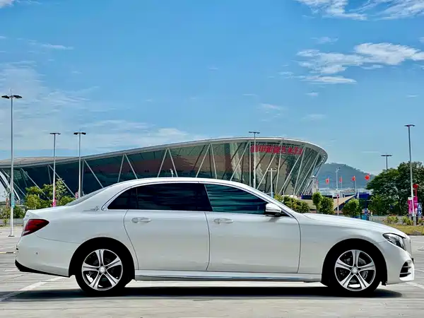Mercedes-Benz E-Class 2017