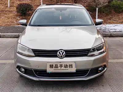 Volkswagen Sagitar 2014