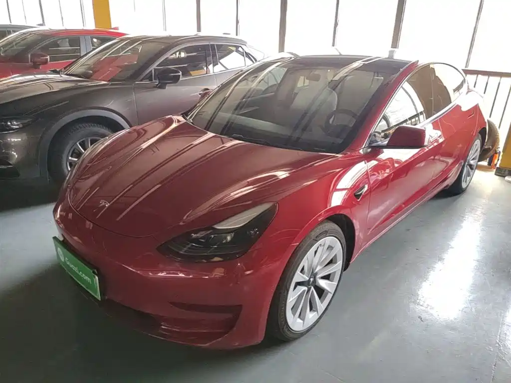 Tesla Model 3 2022 — фото 2