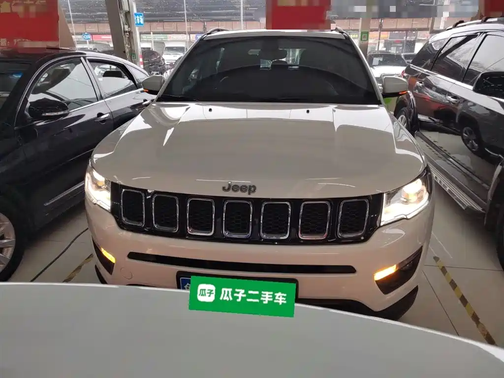 Jeep Compass 2021 — фото 3