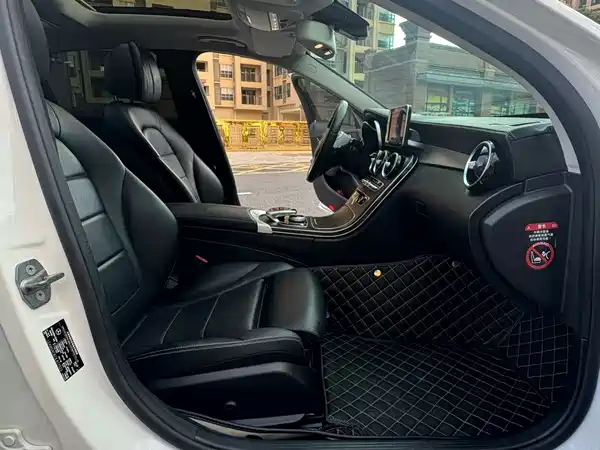 Mercedes-Benz C-Class 2018