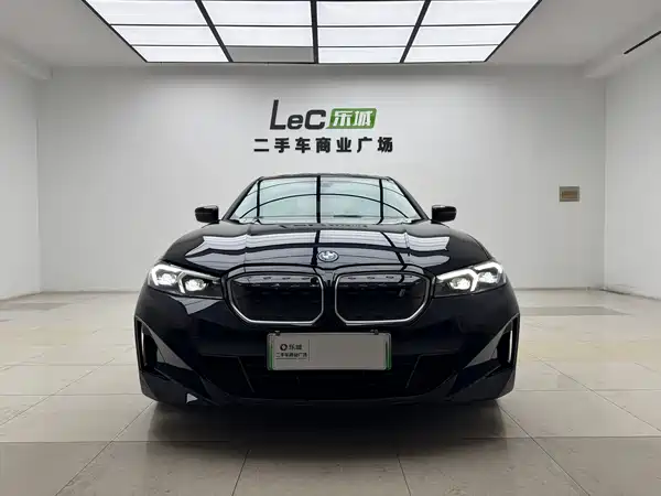 BMW i3 2024