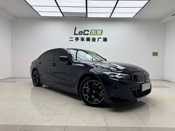 BMW i3 2024