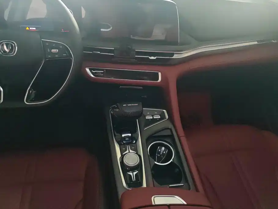 Changan CS75PLUS 2020 — фото 13