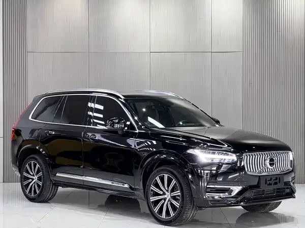 Volvo XC90 Plug-In Hybrid 2022