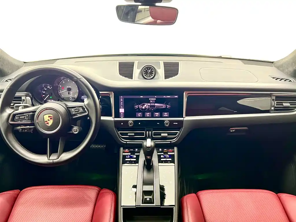 Porsche Macan 2023 — фото 8