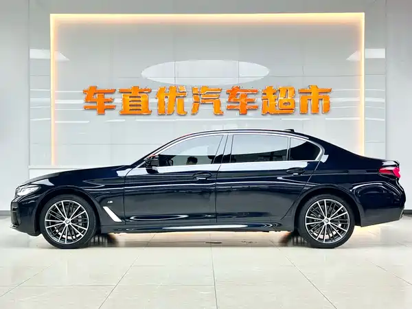 BMW 5 Series 2023