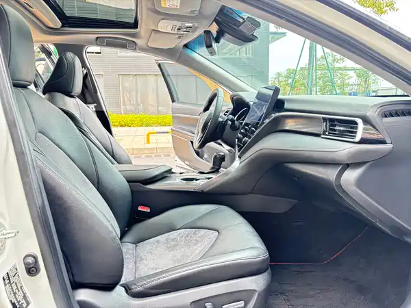 Toyota Camry 2022