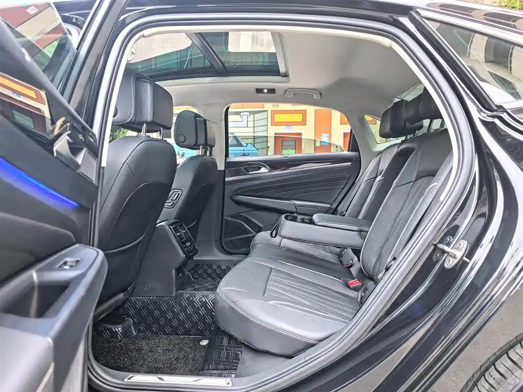 Volkswagen Passat 2022