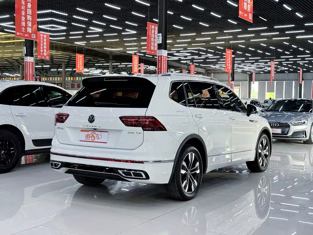 Volkswagen Tiguan L 2024 — фото 17