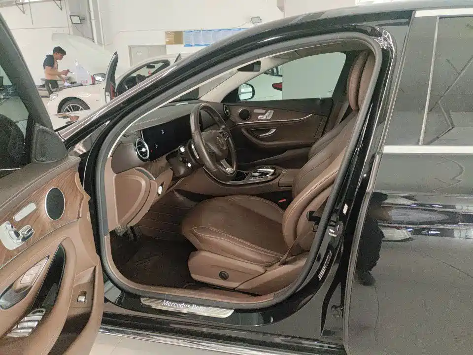 Mercedes-Benz E-Class 2018