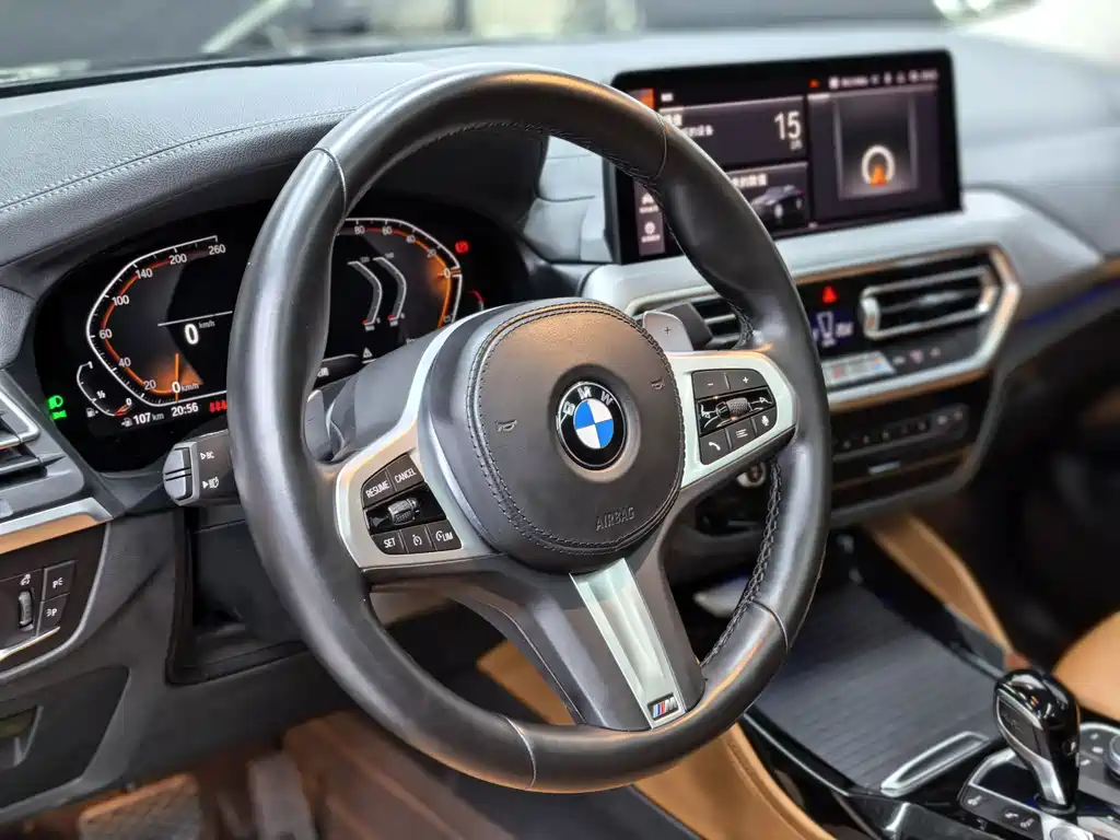 BMW X4 2022 — фото 14
