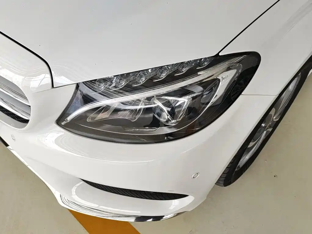 Mercedes-Benz C-Class 2017 — фото 18