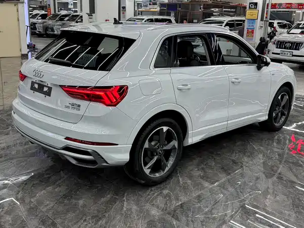 Audi Q3 2022