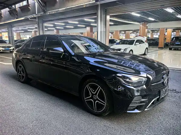 Mercedes-Benz E-Class 2021