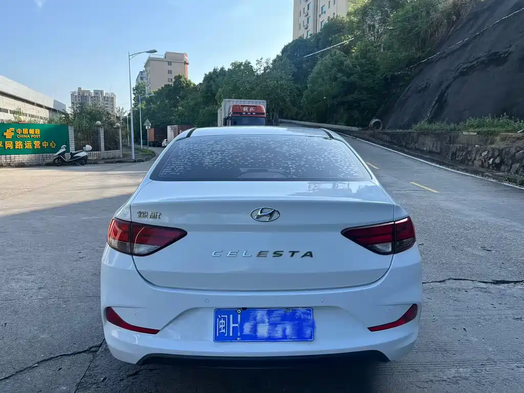 Hyundai Elantra 2019 — фото 4