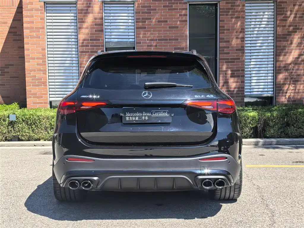 Mercedes-Benz GLC AMG 2025 — фото 18