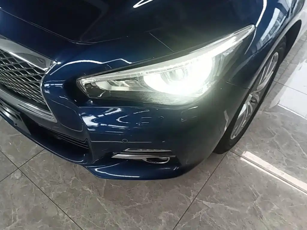Infiniti Q50L 2017 — фото 24