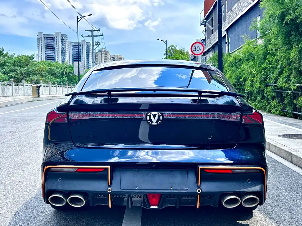 Changan UNI-V 2023 — фото 8