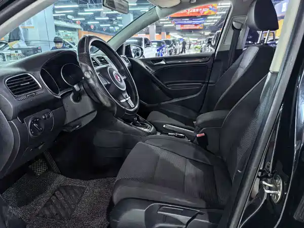 Volkswagen Golf 2010