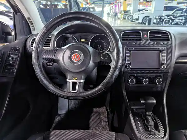 Volkswagen Golf 2010