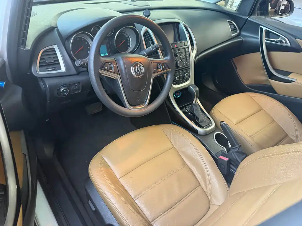 Buick Excelle 2014