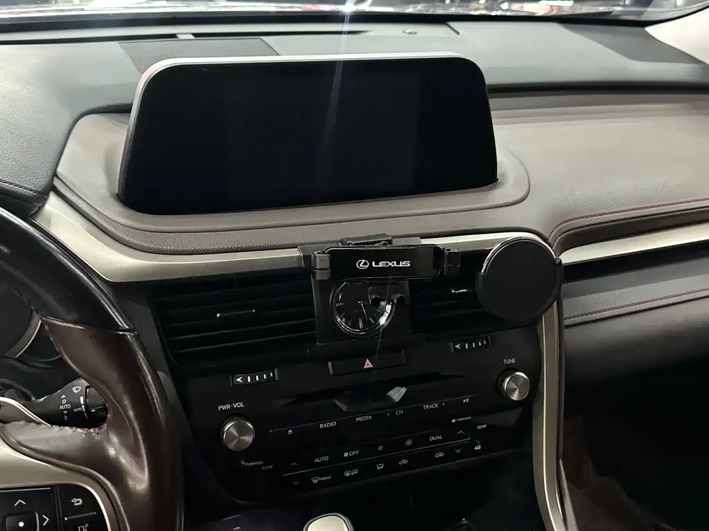 Lexus RX 2021