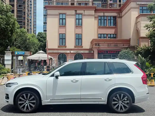 Volvo XC90 2024