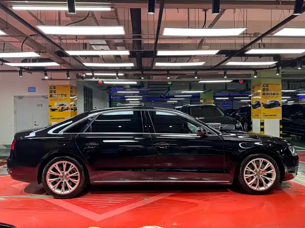 Audi A8 2013