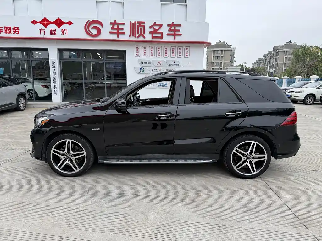 Mercedes-Benz GLE AMG 2017 — фото 8