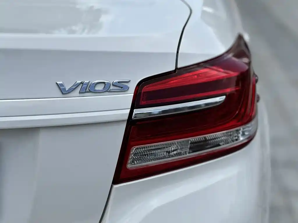 Toyota Vios 2018 — фото 13