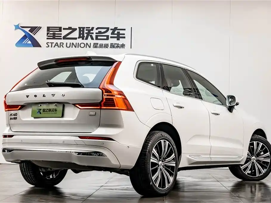 Volvo XC60 PHEV 2024 — фото 7