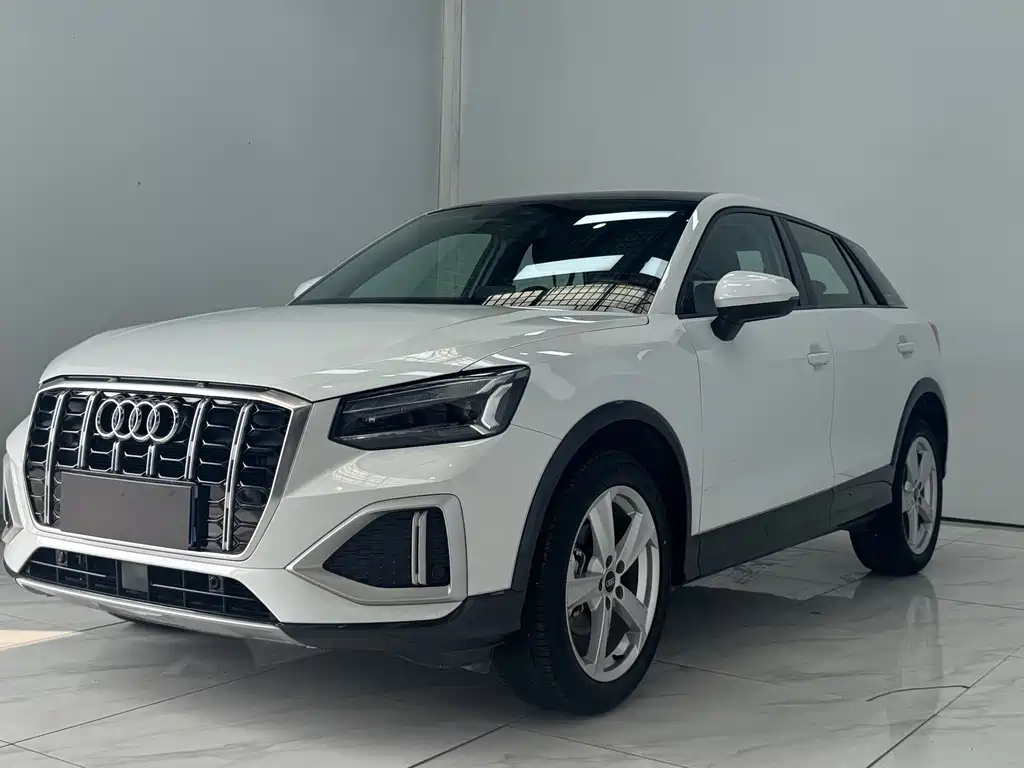 Audi Q2L 2021