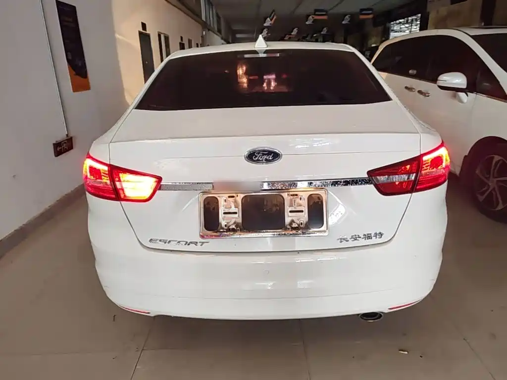 Ford Escort 2018